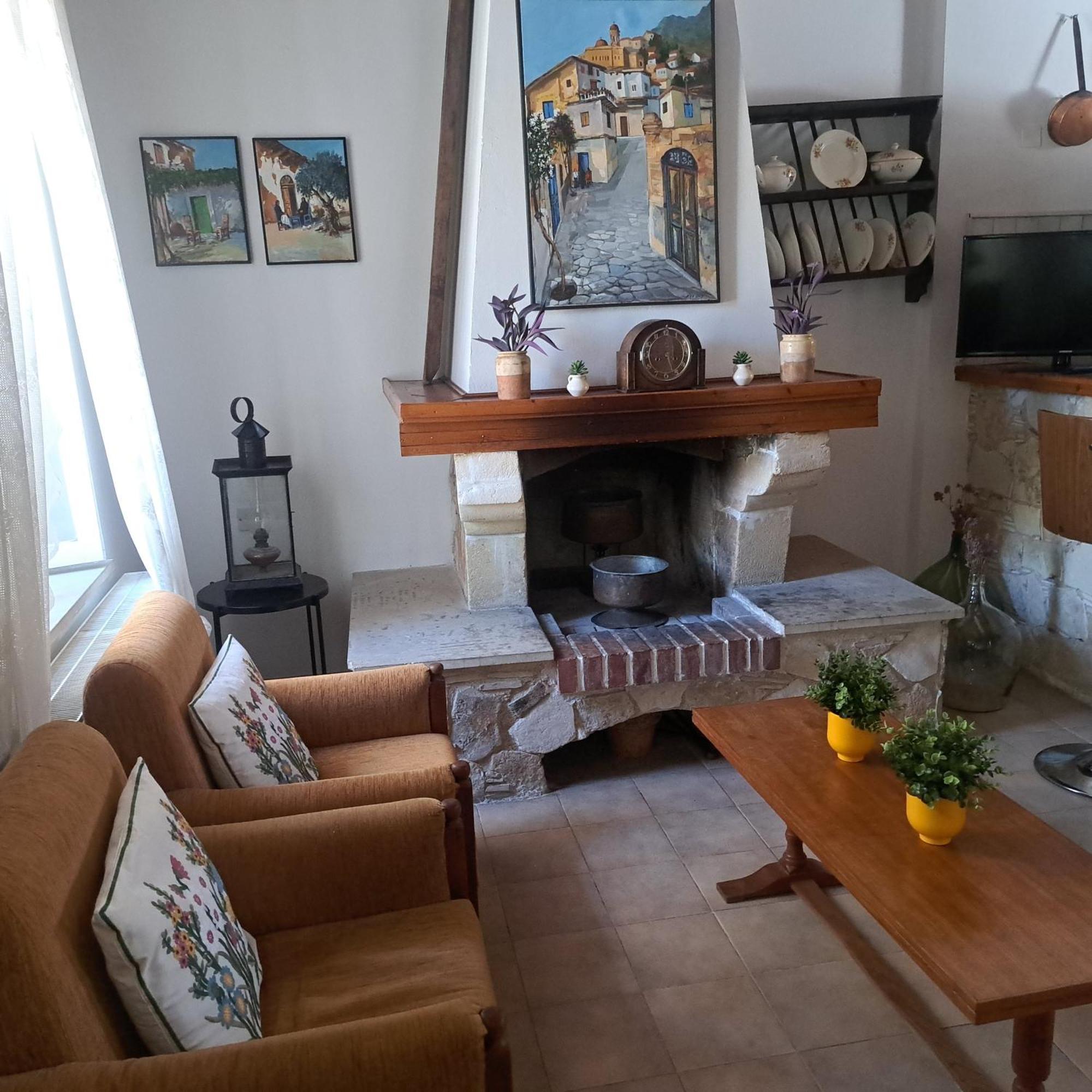 Liakoto Guest House Panayia Exterior photo